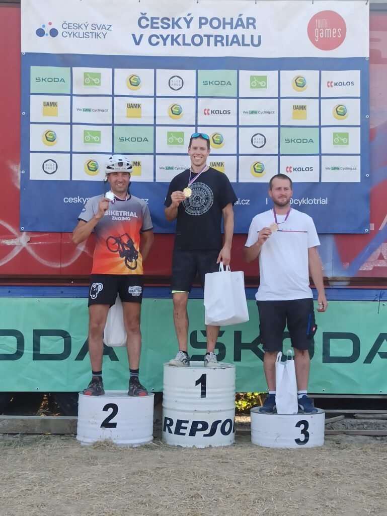 Stupně vítězů - cyklotrial Brno